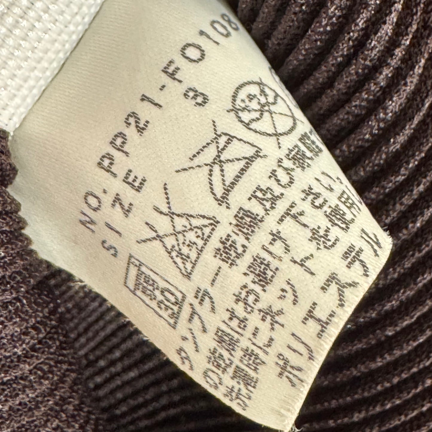 Issey Miyake Pleated Cutsew Blouse
