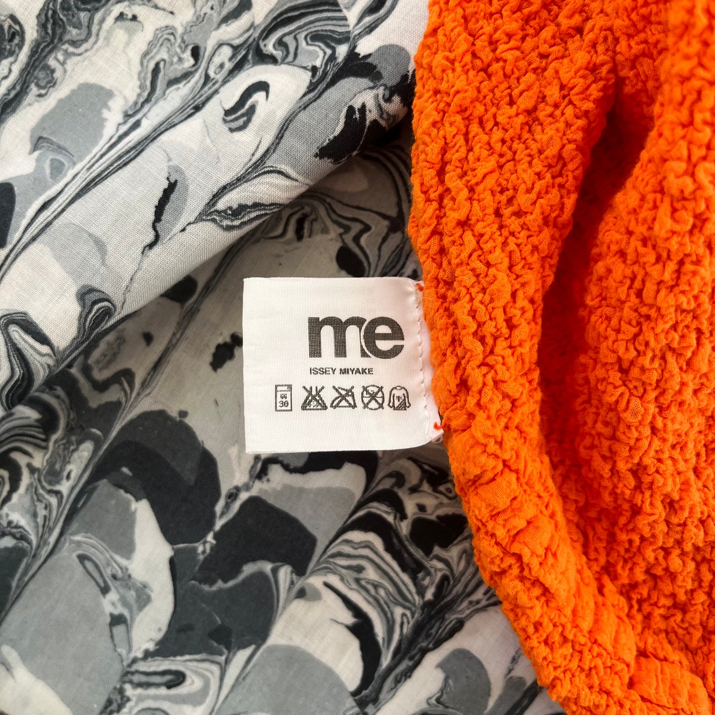 Issey Miyake ME Crinkle Tank-Top