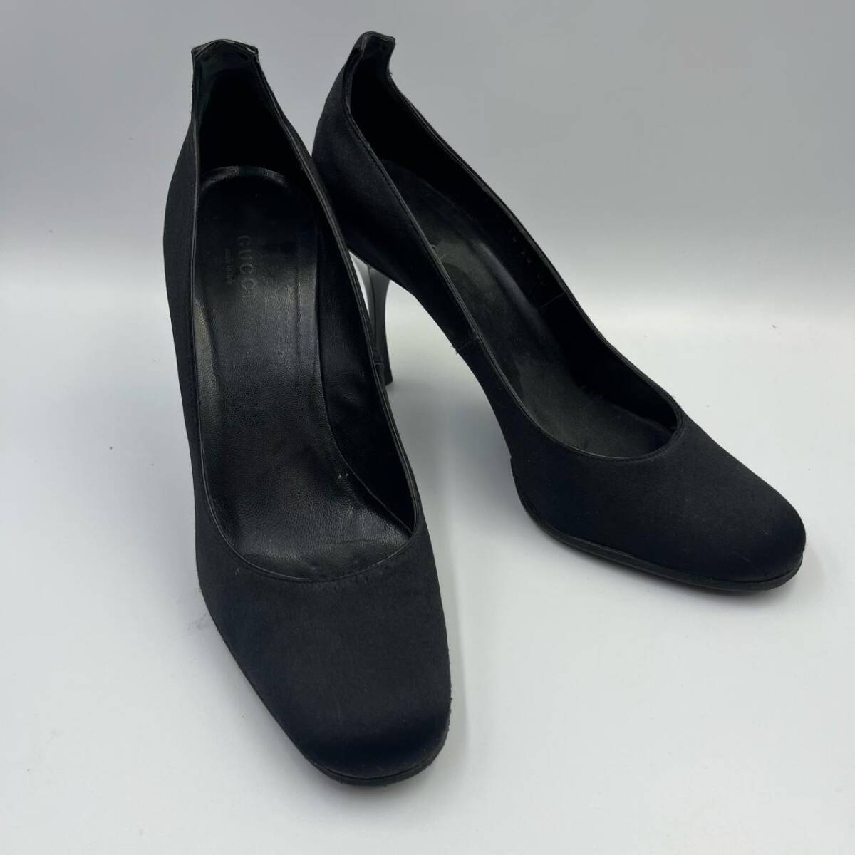 Gucci Satin Pumps